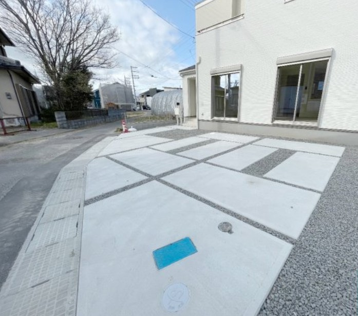 リーブルガーデン野洲市冨波甲３期　2号棟