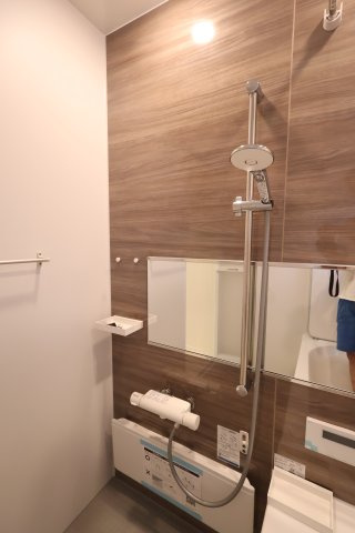 《仲介手数料無料》南区辻３丁目6-15新築一戸建てケイアイグレイスの浴室