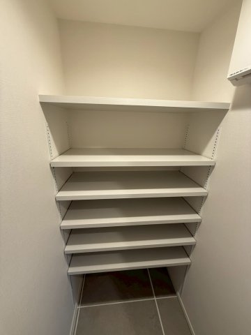 【収納】 | ザ・パークハビオ谷町六丁目クロス