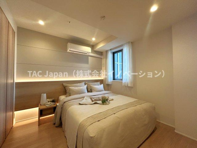 パークシティ中央湊ザタワーの洋室|穏やかな風と陽光を導き、プライバシーに配慮された設計プランを採用し、居住性を一段と心地よいものにしています。明るく開放的な空間を演出しております。