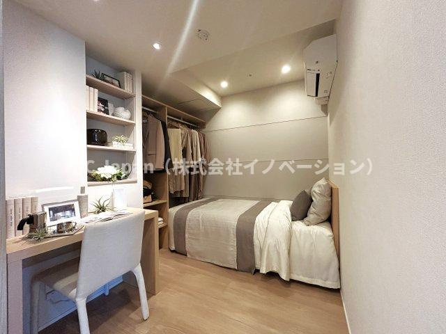 パークシティ中央湊ザタワーの洋室|～新生活スタイル～
限られたスペースを最大限に活かす。ワークスペース、クローゼットルーム、またはお子様の秘密基地にもなる、可能性広がる居室です。