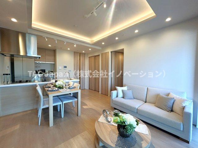 パークシティ中央湊ザタワーの居間・リビング