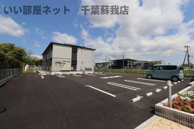 グレイスコートの駐車場|駐車場に車を止められます