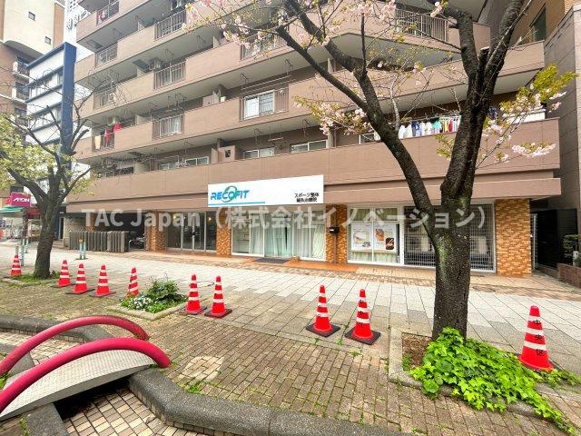 シャルマン築地明石町の外観|～ぜひ現地をご確認下さい～
住環境に優れた『中央区明石町』。良好なロケーションと共に高い資産性が期待できます。