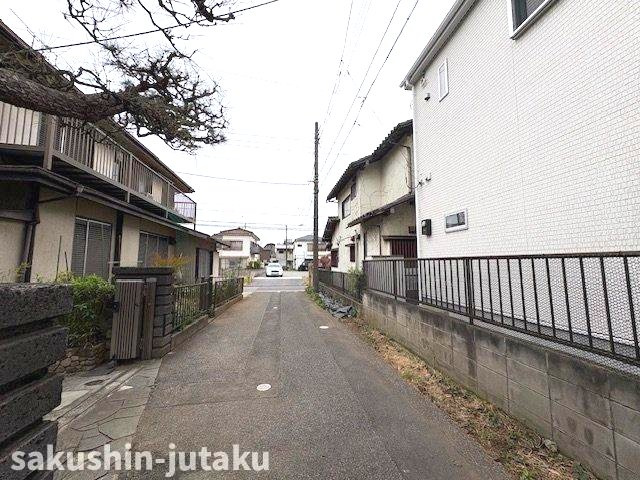 東習志野６丁目　売地の外観|東習志野６丁目　売地　建築条件なし　確定測量　約34.4坪の整形地　東側5.4ｍ公道面　間口約9.2ｍ　解体更地渡し