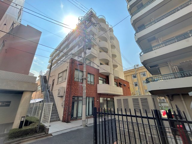 メゾンドール明石の外観|【リフォーム完成予定4月下旬】
【工事中のご見学可能です】
