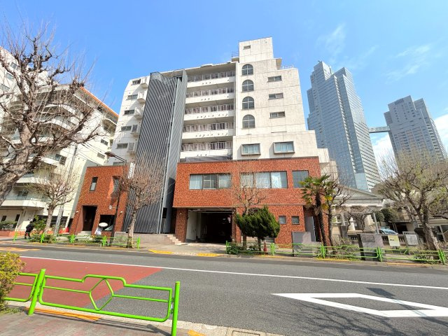 メゾンドール明石の外観