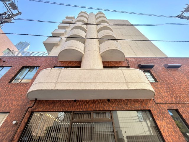 メゾンドール明石の外観