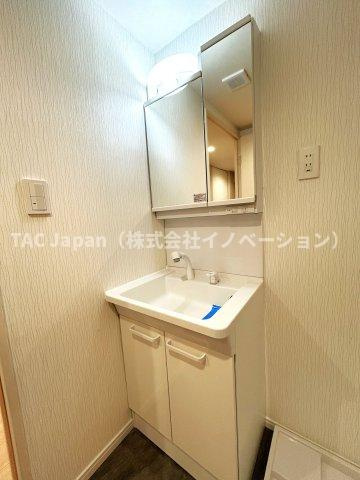 菊川グリーンハイツの独立洗面台