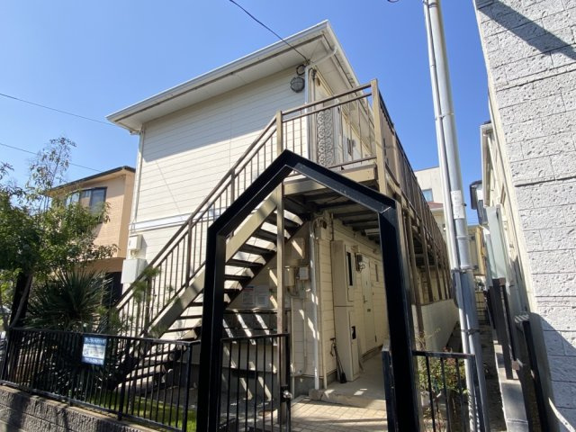 芦屋市大原町のアパート