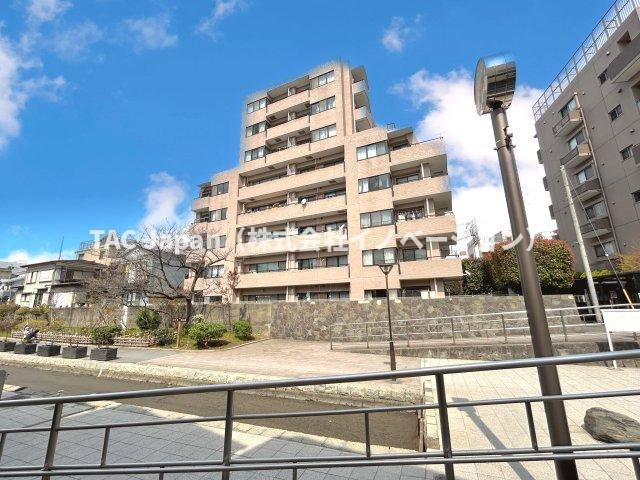 サンヴェール門前仲町の外観|～ぜひ現地をご確認下さい～
陽当りや通風性など各所に施された工夫で住みやすさを実現。部屋の大きさや周辺環境・街並など、資料には掲載していない情報が現地にはたくさんございます。是非ご確認下さい。