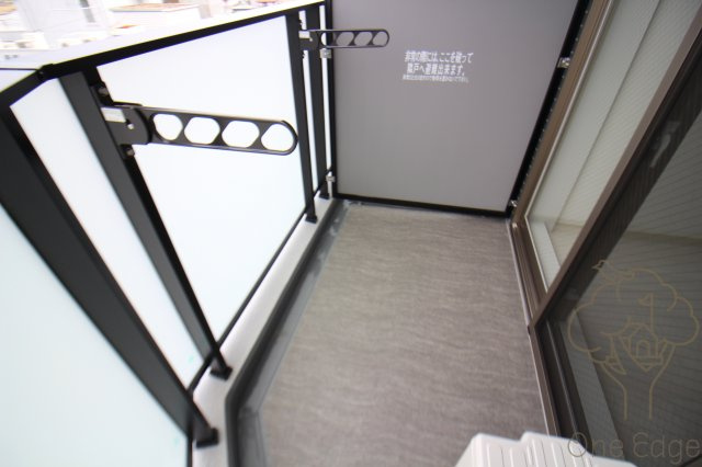 オルフェア北梅田のバルコニー