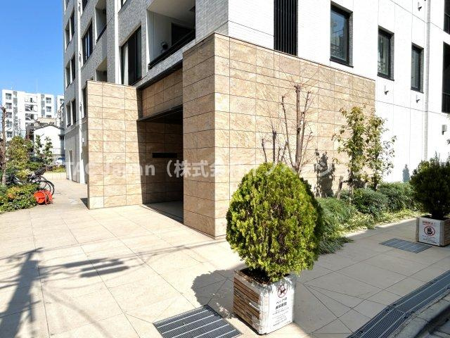 プレジール入谷の庭