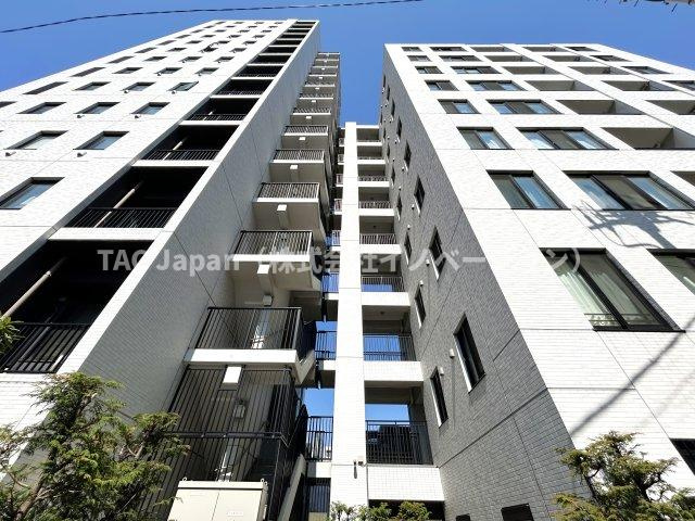 プレジール入谷の外観