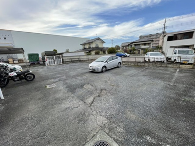 【駐車場】 | THパレロワイヤル