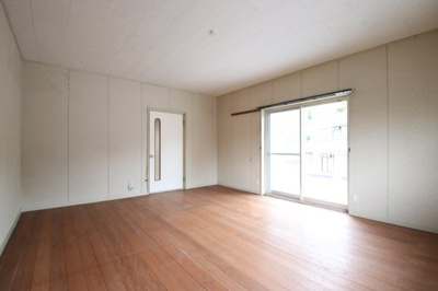 【寝室】 | 三日市町貸家C
