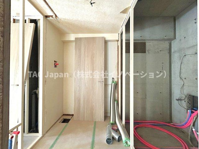 グリーンコーポ町屋の独立洗面台|【フルリフォームにてお引渡し】
【今時点でも是非ご見学ください】