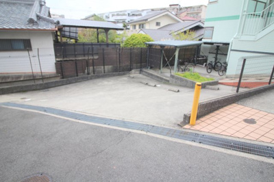 【駐車場】 | シャンヴェルジェ豊中Ⅱ
