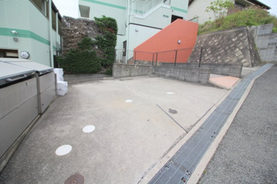 【駐車場】 | シャンヴェルジェ豊中Ⅱ