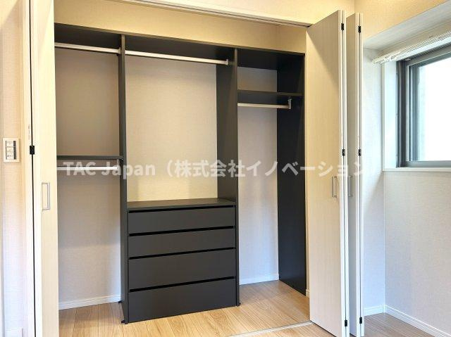 東京ビューマークス　４LDKの収納|冬物や夏物、スーツケースなども全部まとめて収納もできますのでお部屋を広く開放的にお使いいただけます。