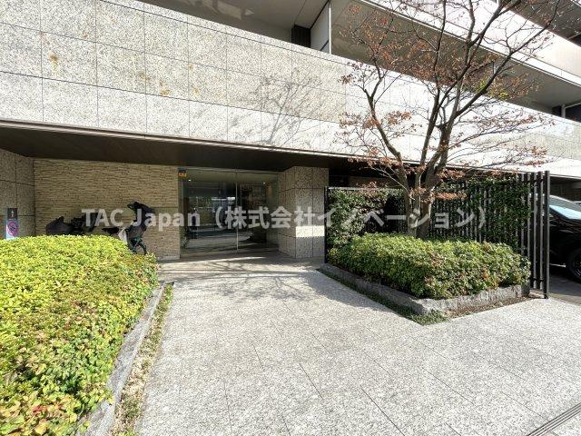 イニシア墨田押上のエントランス