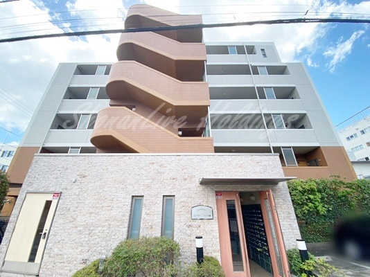 鎌倉市大船１丁目の賃貸マンションの外観