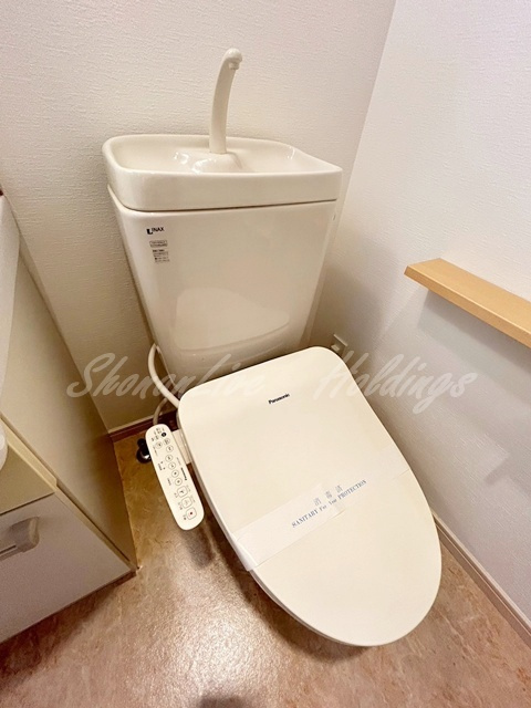 鎌倉市大船１丁目の賃貸マンションのトイレ