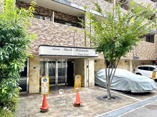 アスヴェルみなと元町OceanFrontのエントランス