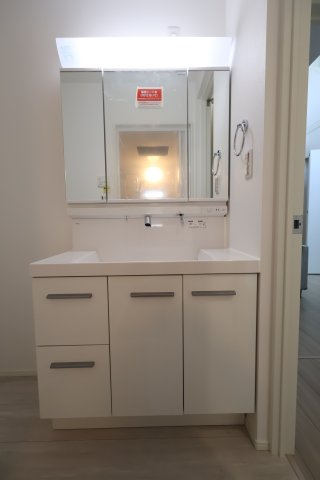 《仲介手数料無料》北区奈良町79-141新築一戸建てメルディアの独立洗面台