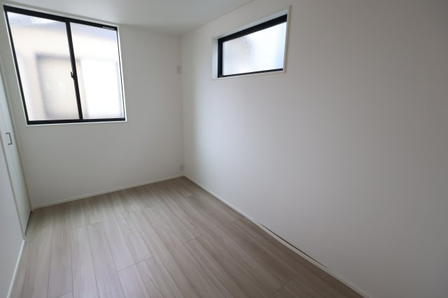 《仲介手数料無料》北区奈良町79-141新築一戸建てメルディアの洋室