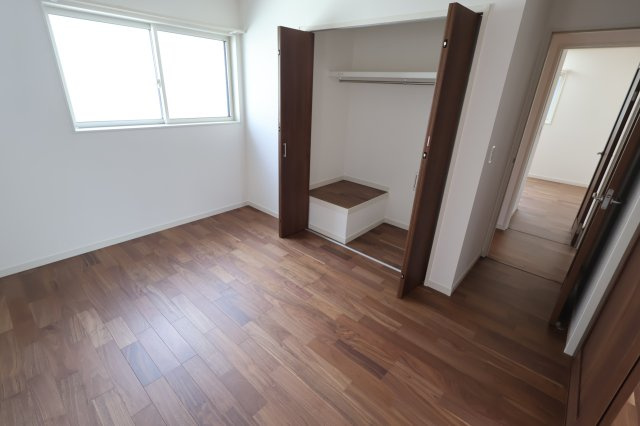 《仲介手数料無料》北区日進町２丁目1314-43新築一戸建てグランパティオの洋室|2階 6.5帖