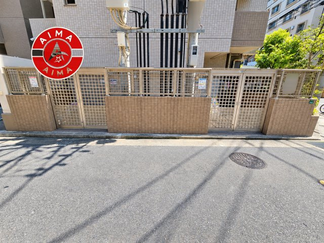 アルファライフ博多のその他共用部分|綺麗に管理された共有部分のゴミ置き場です。
