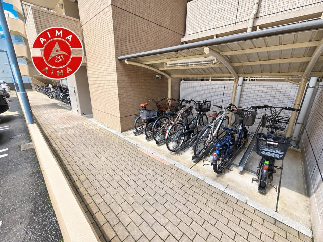 アルファライフ博多の駐輪場|敷地内駐輪場です。