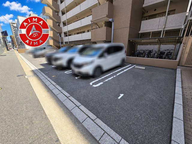 アルファライフ博多の駐車場|駐車場です。