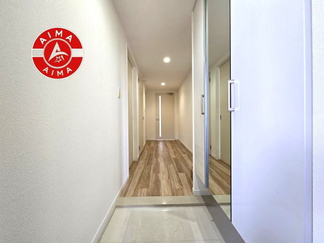 アルファライフ博多805の内装|明るい色調の室内です