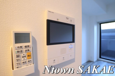 【セキュリティ】 | S-RESIDENCE志賀本通North | モニター付きインターホンです
