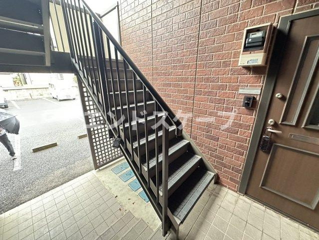 エスペラールのエントランス|高崎、前橋のお部屋探しはエンドスケープまで！お客様の理想お聞かせ下さい♪