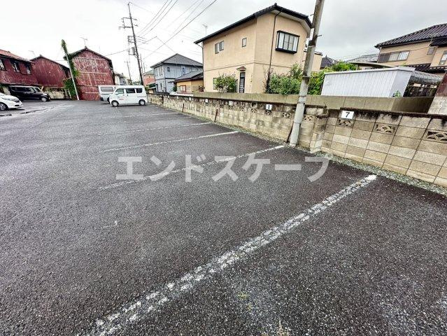 エスペラールの駐車場|高崎、前橋のお部屋探しはエンドスケープまで！お客様の理想お聞かせ下さい♪