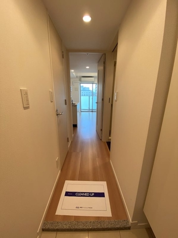 新品家具付きマンション南大井7(KaGood東京)の玄関