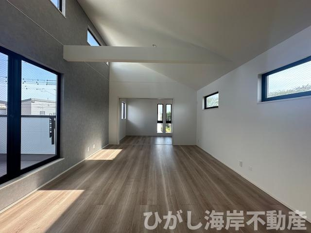 茅ヶ崎市中島　新築戸建　全４棟のキッチン|17.6帖　LDK