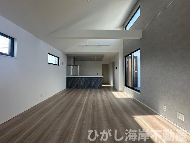 茅ヶ崎市中島　新築戸建　全４棟の居間・リビング|17.6帖　LDK