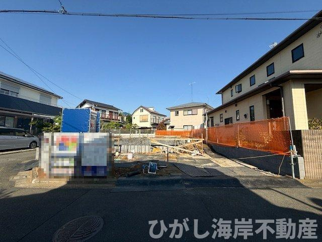 茅ヶ崎市松風台　新築戸建の外観|4月16日撮影　建築中　現地外観