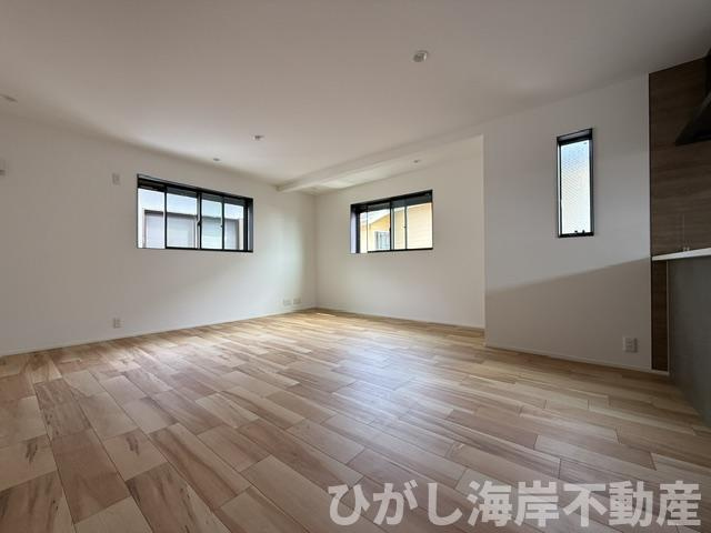 茅ヶ崎市菱沼1丁目　新築戸建の外観|4月24日撮影　建築前　現地外観
