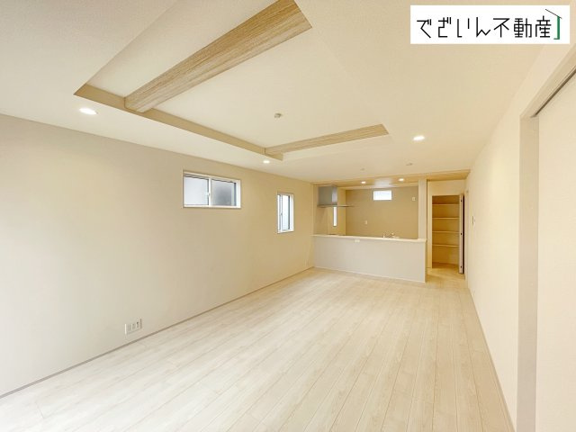 【居間・リビング】 | blooming garden加須市花崎４丁目　新築住宅 | ≪1号棟≫
現地(2026年4月撮影)