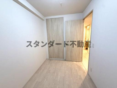 【寝室】 | 大阪ベイレジデンス | ※写真は同マンションの別タイプのものです。ご参考にどうぞ。