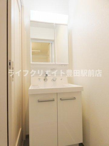 トレフル日野の洗面所