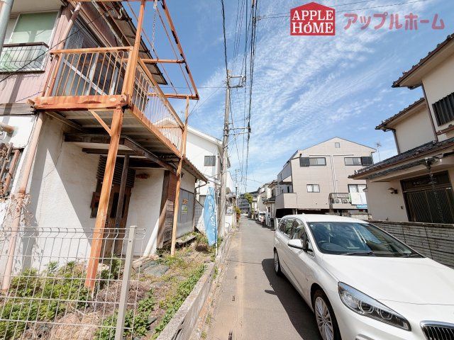 [新築住宅] 鶴ヶ島市上広谷 全1棟の前面道路含む現地写真