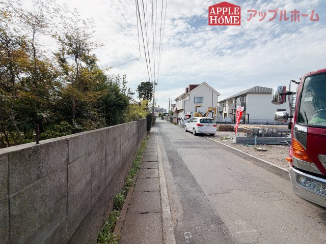 [新築住宅] 坂戸市仲町 全6棟の前面道路含む現地写真