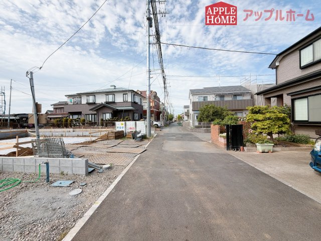 [新築住宅] 坂戸市仲町 全6棟の前面道路含む現地写真