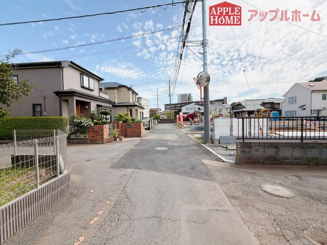 [新築住宅] 坂戸市仲町 全6棟の前面道路含む現地写真